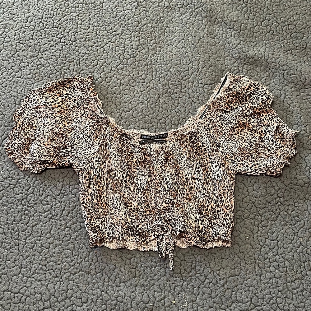 Leopard print crop top